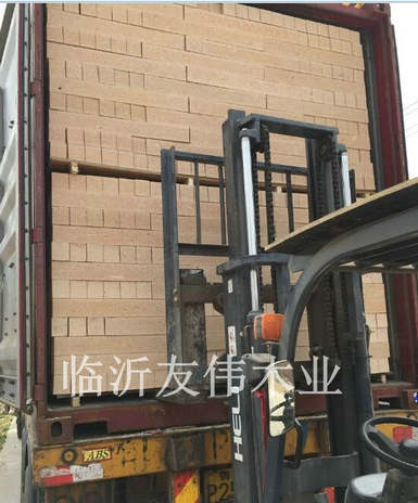 托盤膠墩用來做什么，選擇需考慮哪些方面？