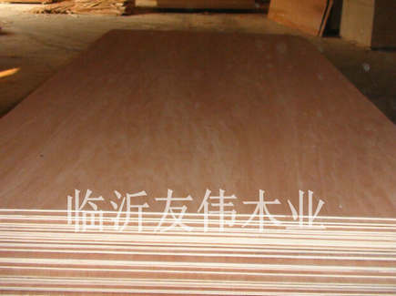 膠合板的特點(diǎn)怎樣？